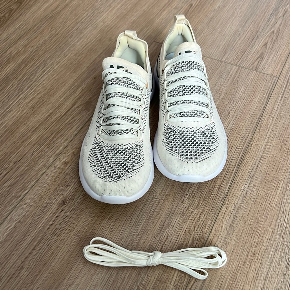 APL Techloom Breeze